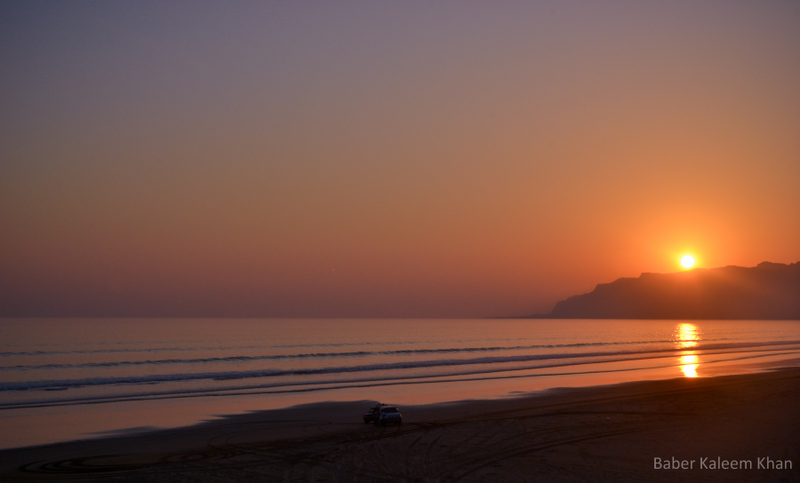 Illustration for article titled We Took A Beat Up Suzuki 500 KMS To Visit A Beach